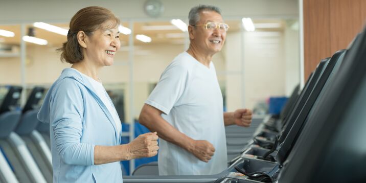 実は、年をとっても筋肉量は増やせます！さあ、50代、60代からトレーニングを！