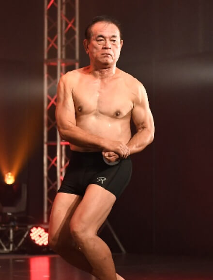 山下 健一